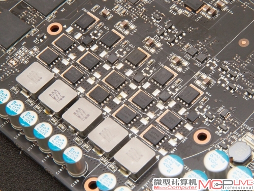 具备5相核心供电的GTX 680焊接完成