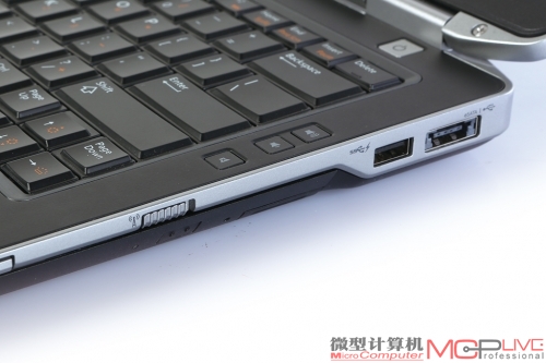 无线网络开关、USB 3.0与eSATA接口