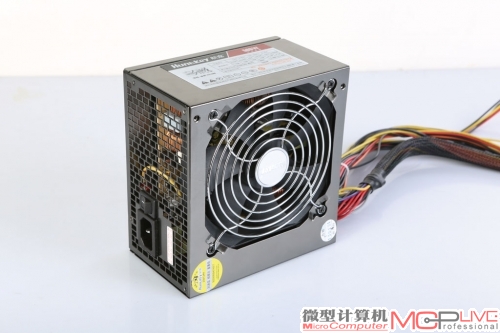 航嘉jumper500：额定500W 299元专为电商平台打造的型号，实体渠道难见踪影。